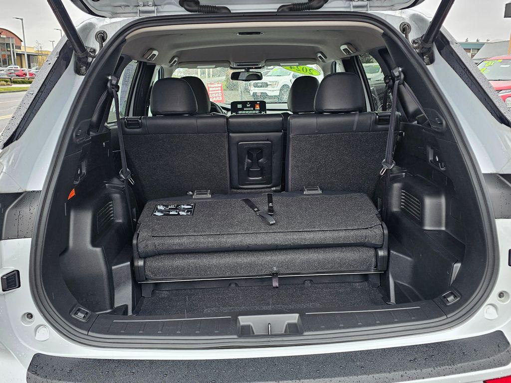 used 2024 Mitsubishi Outlander PHEV car, priced at $29,999