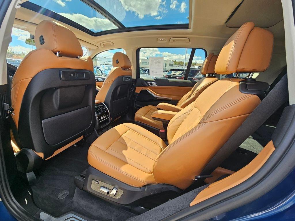 used 2021 BMW X7 car, priced at $39,044