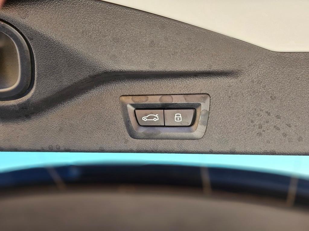 used 2025 BMW X7 car, priced at $69,751