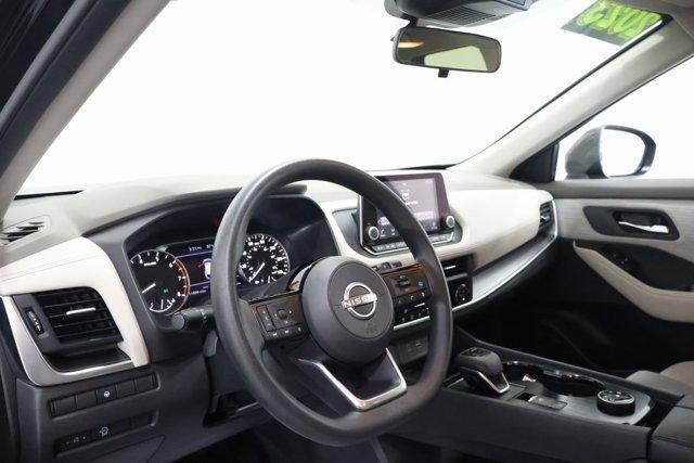 2023 Black Nissan Rogue