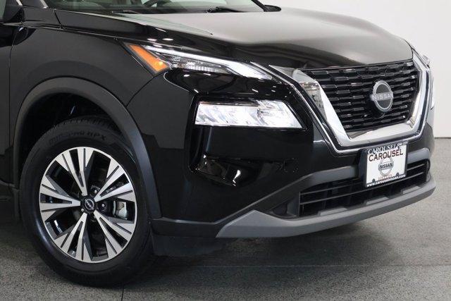 2023 Black Nissan Rogue