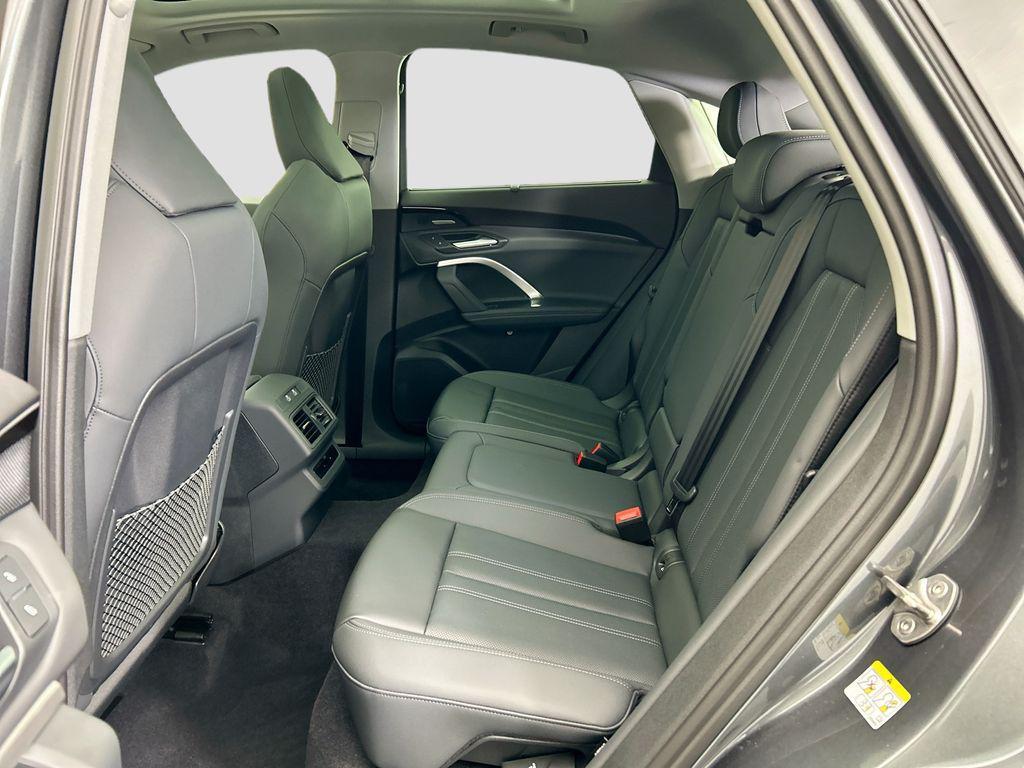 used 2025 Audi Q5 car