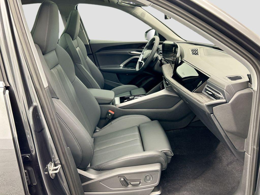 used 2025 Audi Q5 car