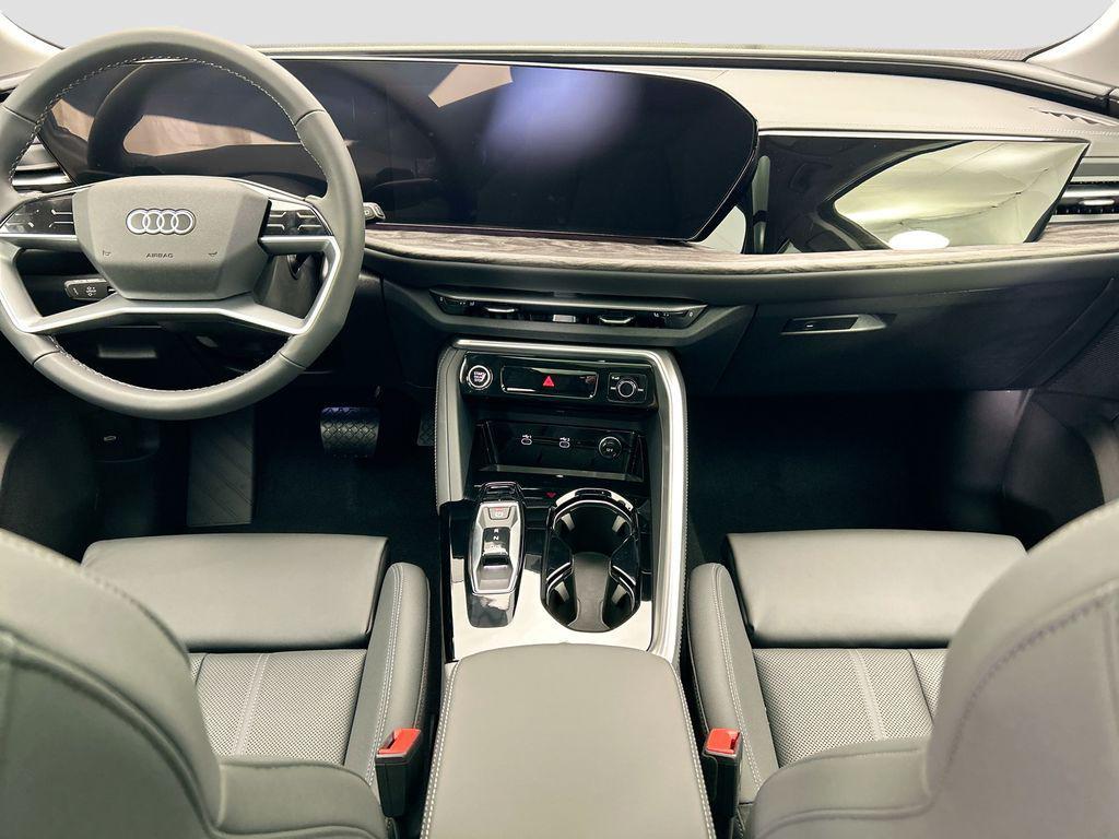 used 2025 Audi Q5 car