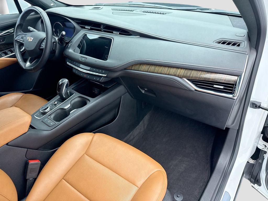 used 2019 Cadillac XT4 car, priced at $19,537