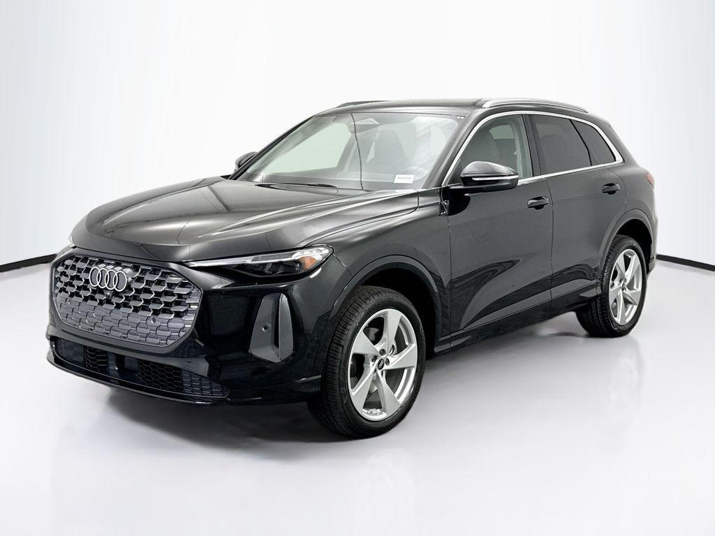 new 2025 Audi Q5 car, priced at $62,080