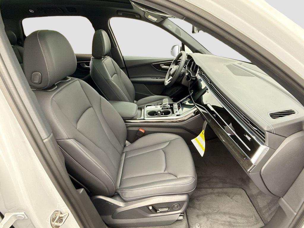 used 2026 Audi Q7 car