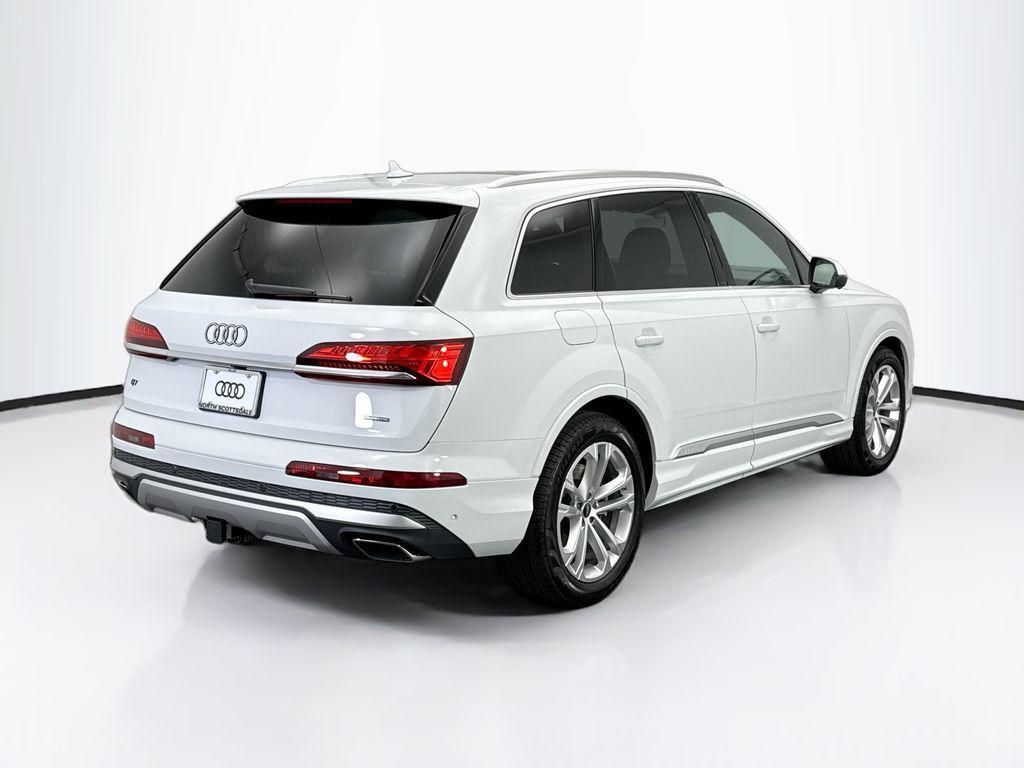 used 2026 Audi Q7 car