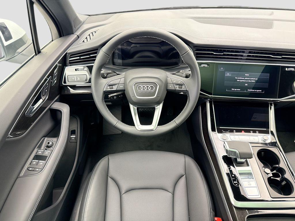 used 2026 Audi Q7 car