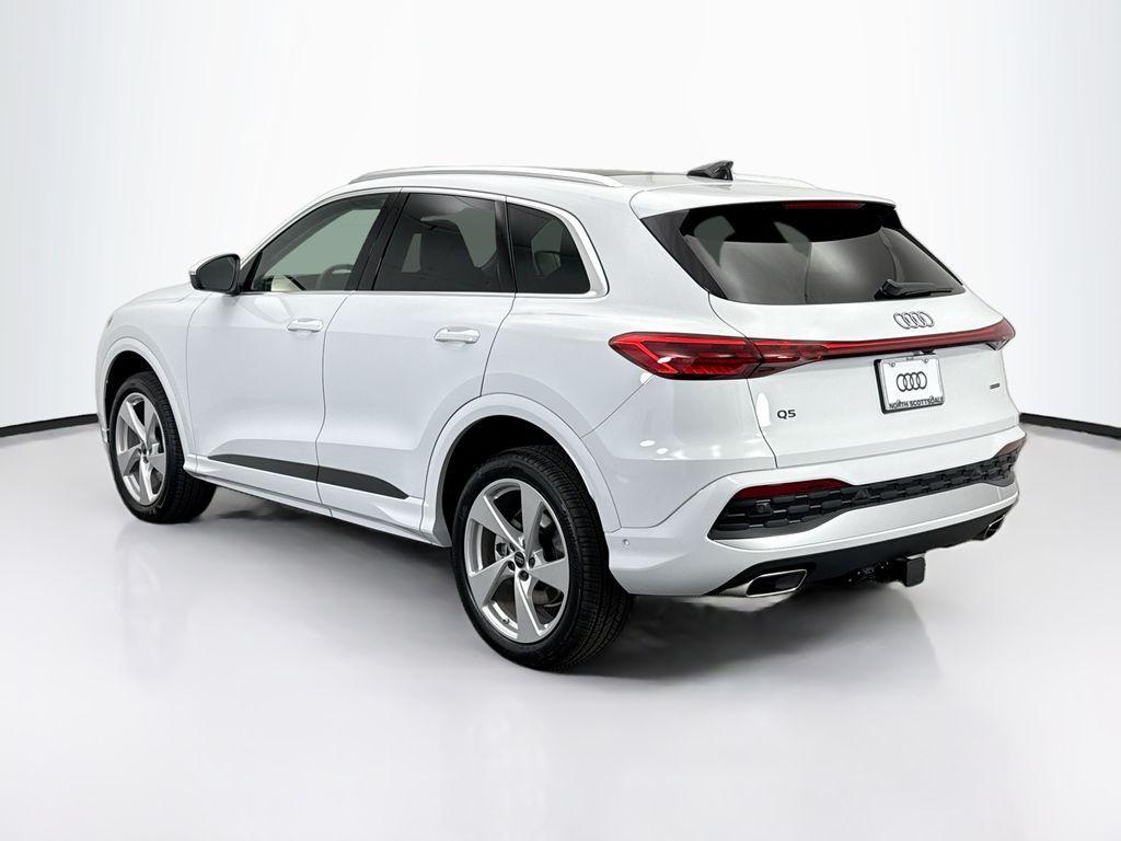 new 2025 Audi Q5 car, priced at $61,890