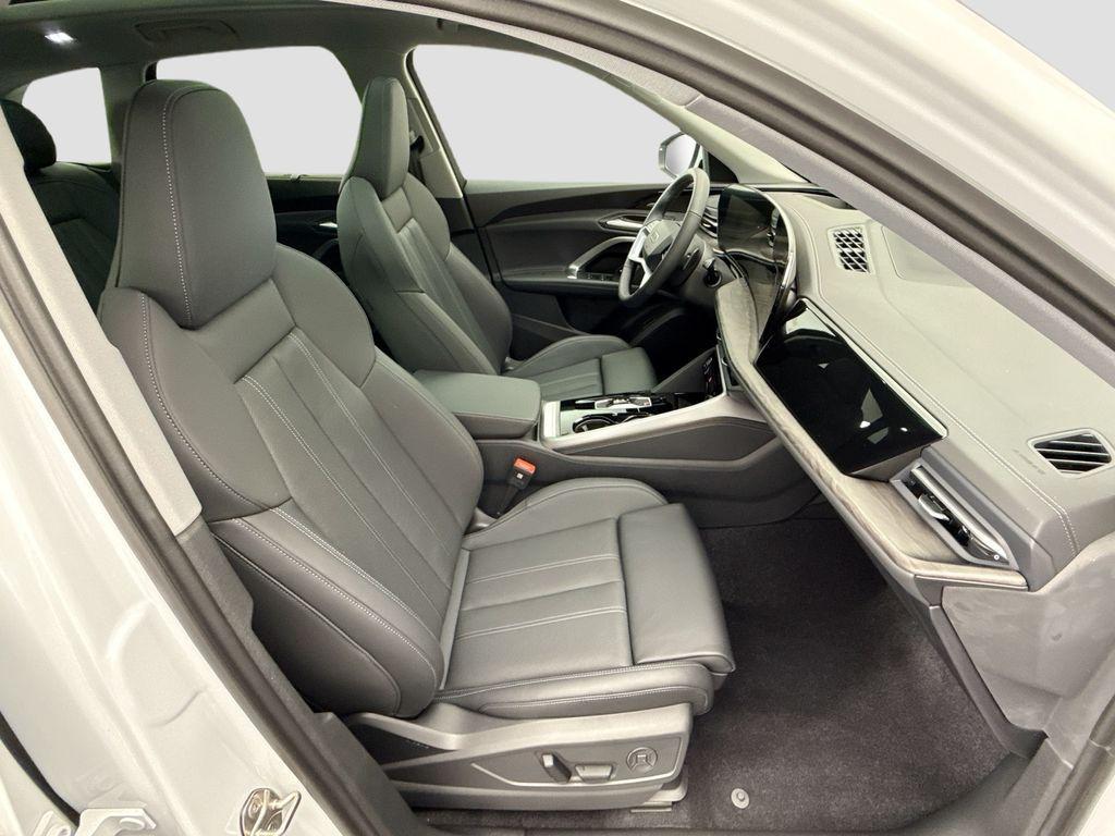 new 2025 Audi Q5 car, priced at $61,890