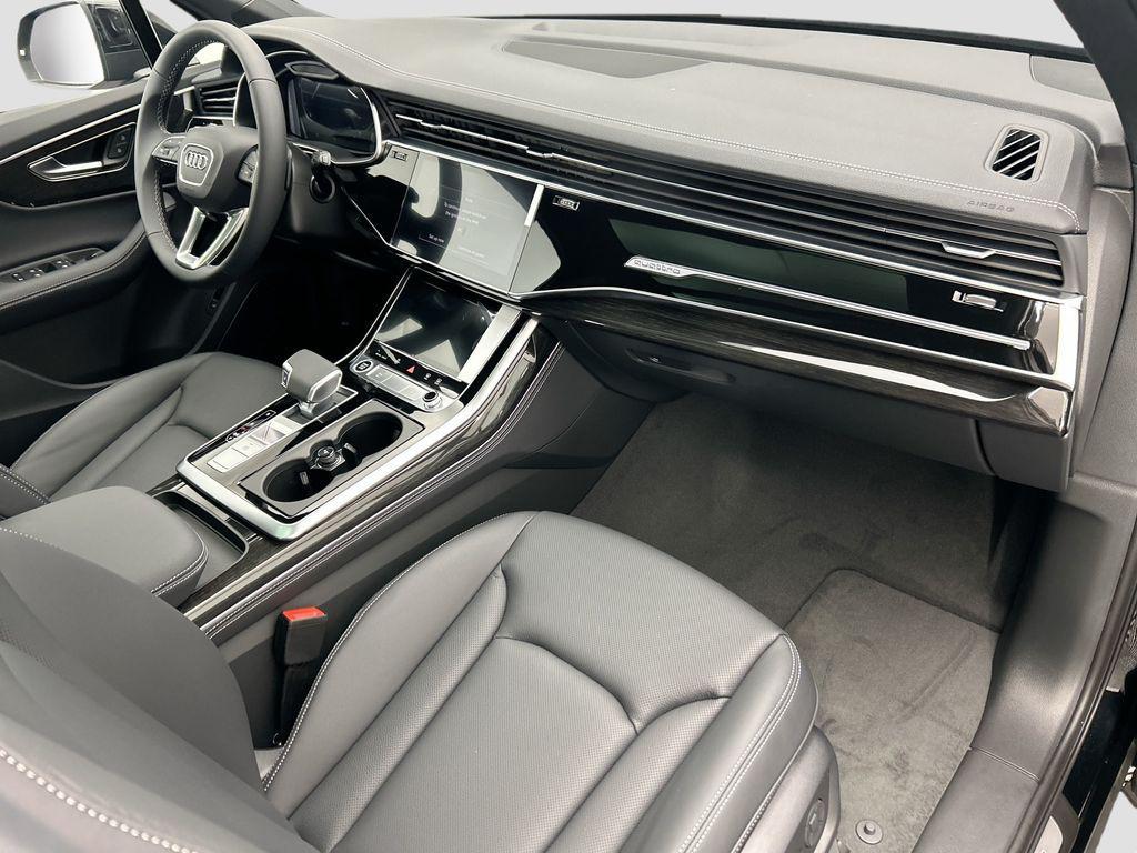 new 2026 Audi Q7 car, priced at $75,197
