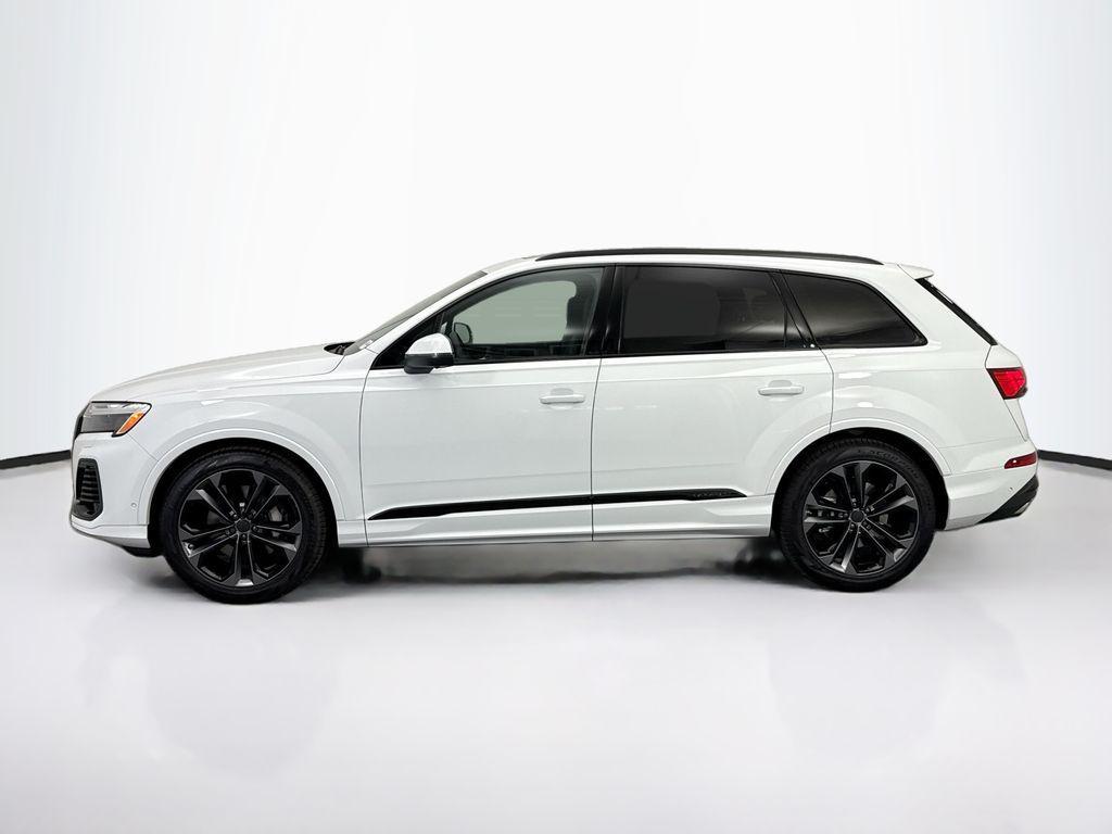 new 2026 Audi Q7 car, priced at $78,595