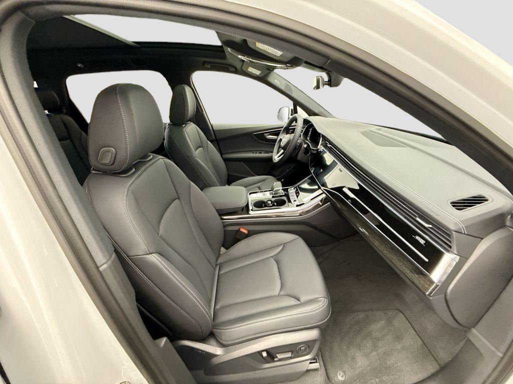 new 2026 Audi Q7 car, priced at $78,595