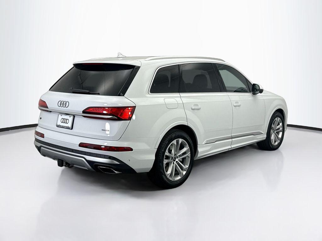 used 2026 Audi Q7 car, priced at $70,473