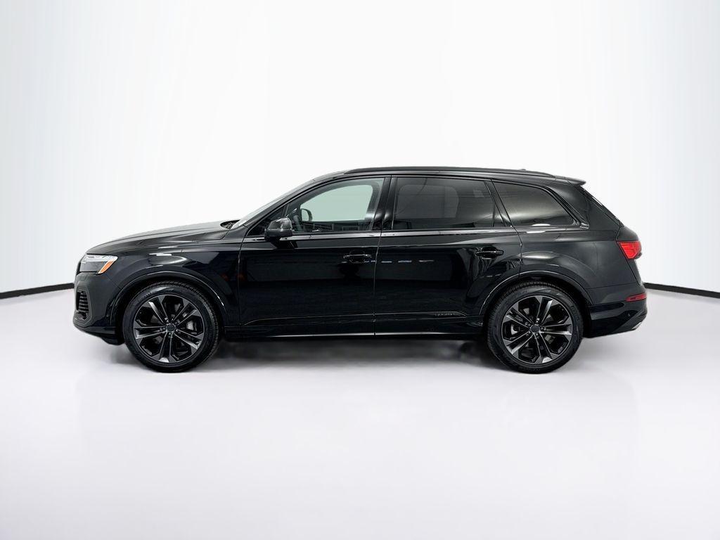 new 2026 Audi Q7 car, priced at $78,595