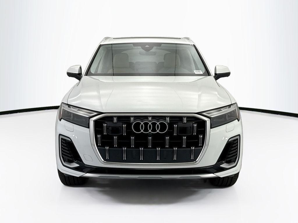 new 2026 Audi Q7 car, priced at $70,755