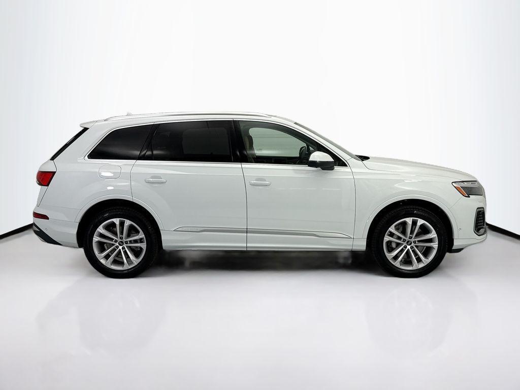 new 2026 Audi Q7 car, priced at $70,755