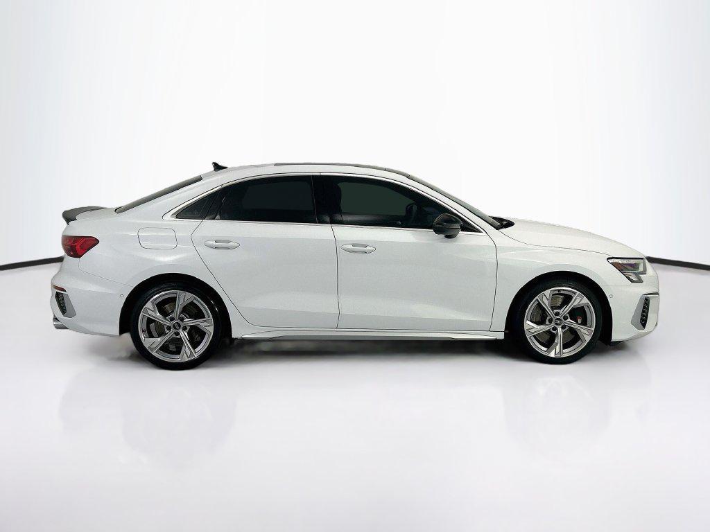 Audi S3 view 4