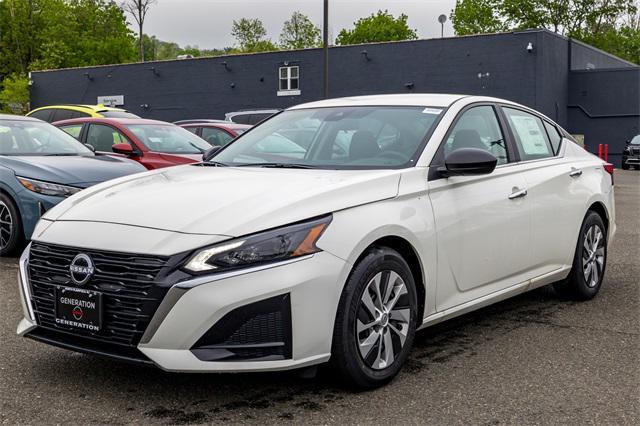 new 2025 Nissan Altima car, priced at $23,369