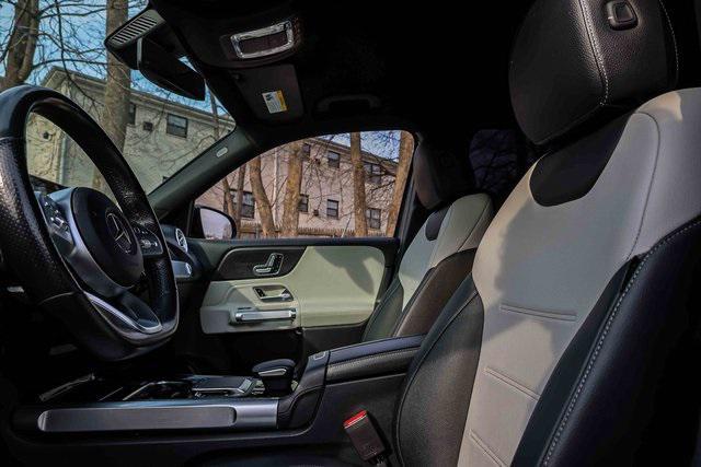 used 2021 Mercedes-Benz GLB 250 car, priced at $20,895