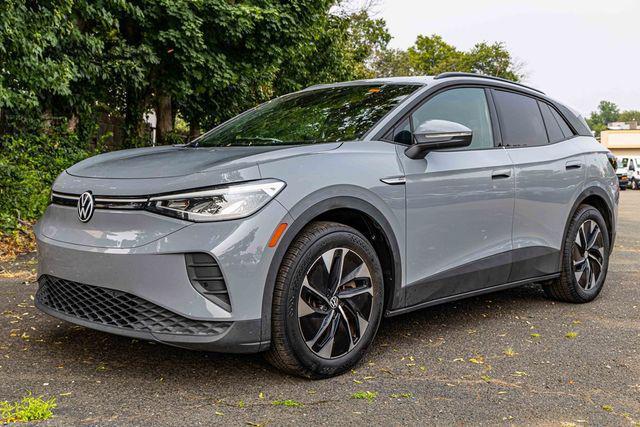 used 2022 Volkswagen ID.4 car, priced at $15,395