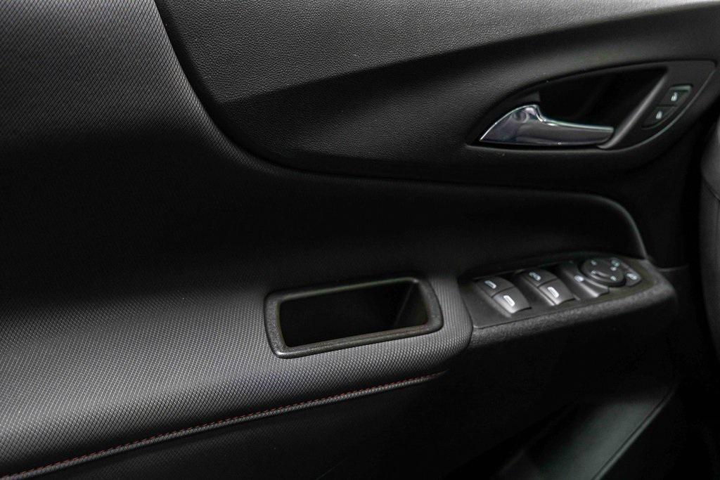 used 2023 Chevrolet Equinox car, priced at $19,689