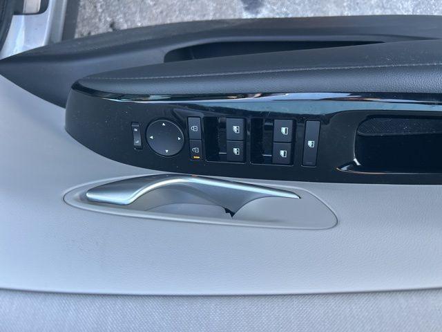 used 2025 Hyundai TUCSON Hybrid car, priced at $35,567