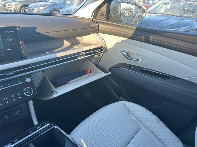 used 2025 Hyundai TUCSON Hybrid car, priced at $35,567