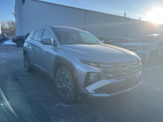 used 2025 Hyundai TUCSON Hybrid car, priced at $35,567