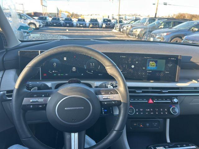 used 2025 Hyundai TUCSON Hybrid car, priced at $35,567