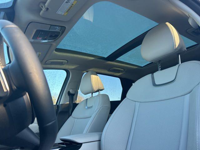 used 2025 Hyundai TUCSON Hybrid car, priced at $35,567