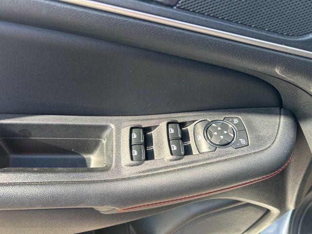 used 2023 Ford Edge car, priced at $28,580