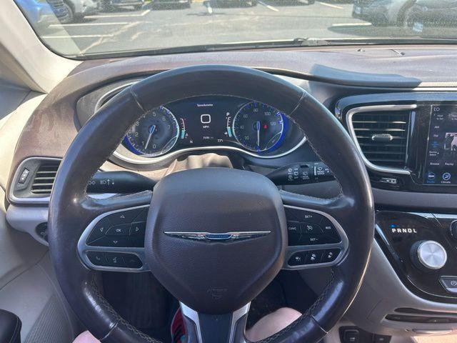 used 2020 Chrysler Pacifica car, priced at $22,832