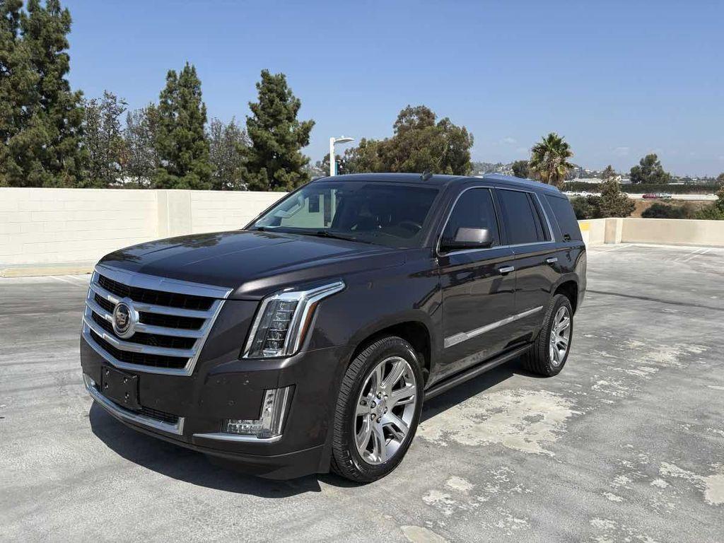 used 2015 Cadillac Escalade car, priced at $24,899