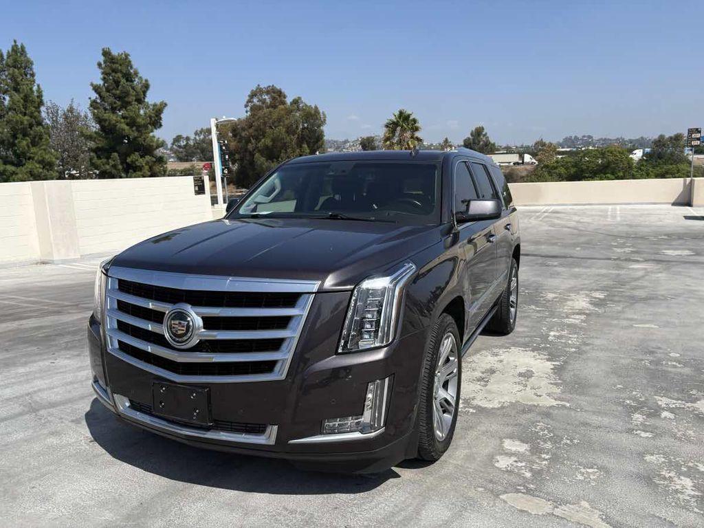 used 2015 Cadillac Escalade car, priced at $24,899