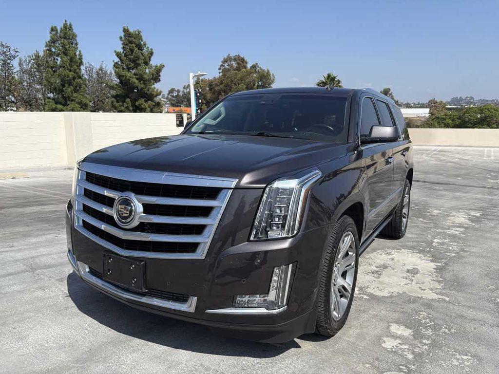 used 2015 Cadillac Escalade car, priced at $24,899