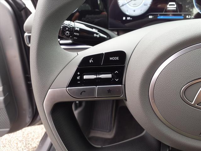 new 2024 Hyundai Elantra car, priced at $24,543