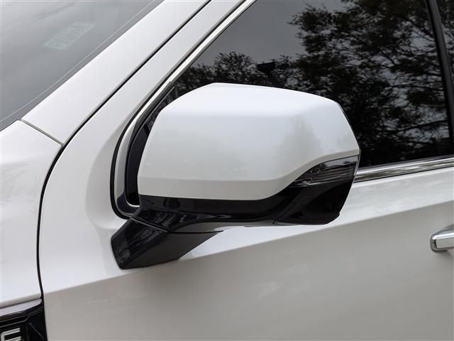 used 2024 GMC Yukon XL car, priced at $74,875