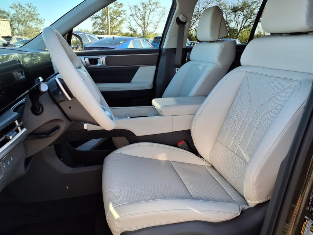 used 2025 Hyundai Santa Fe car, priced at $30,877