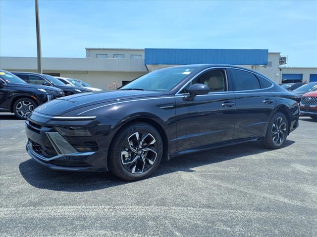 new 2025 Hyundai Sonata car