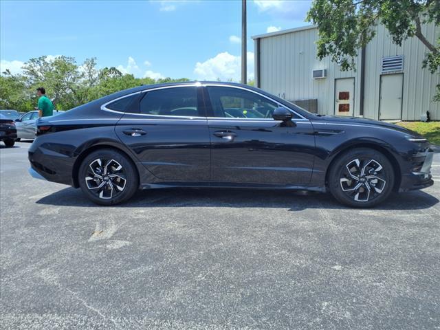 new 2025 Hyundai Sonata car