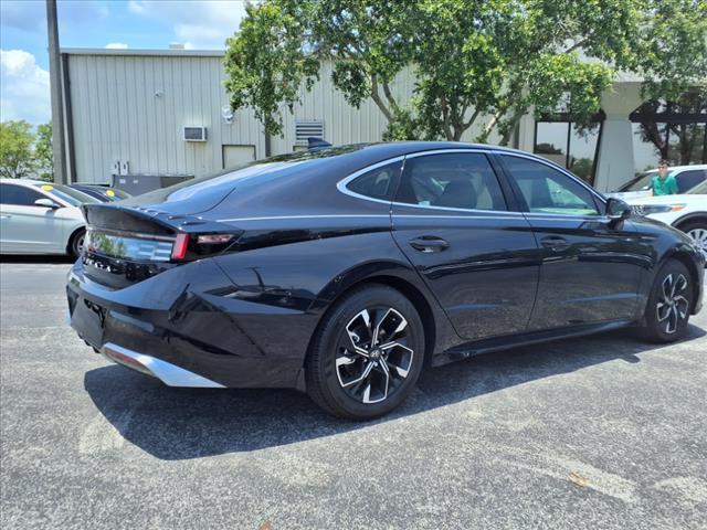 new 2025 Hyundai Sonata car