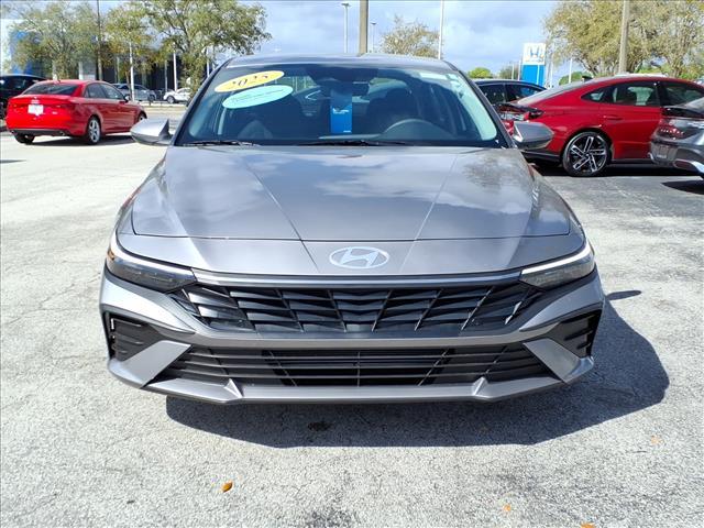 used 2025 Hyundai Elantra car