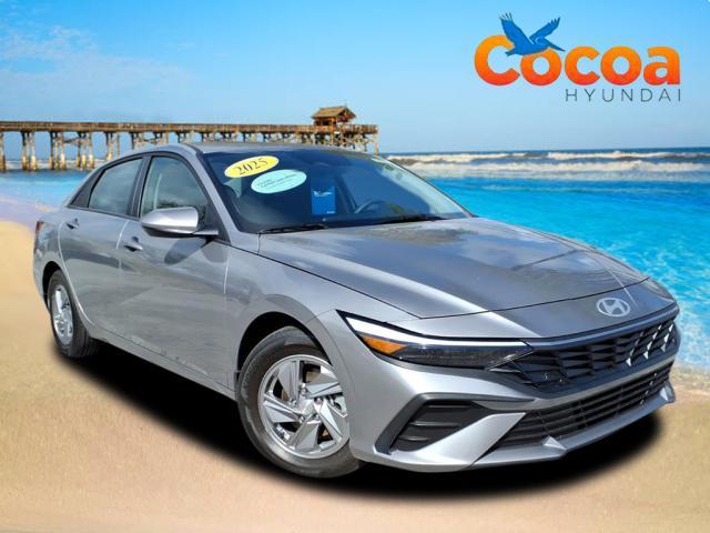 used 2025 Hyundai Elantra car
