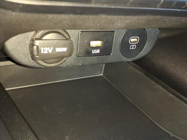 used 2025 Hyundai Elantra car