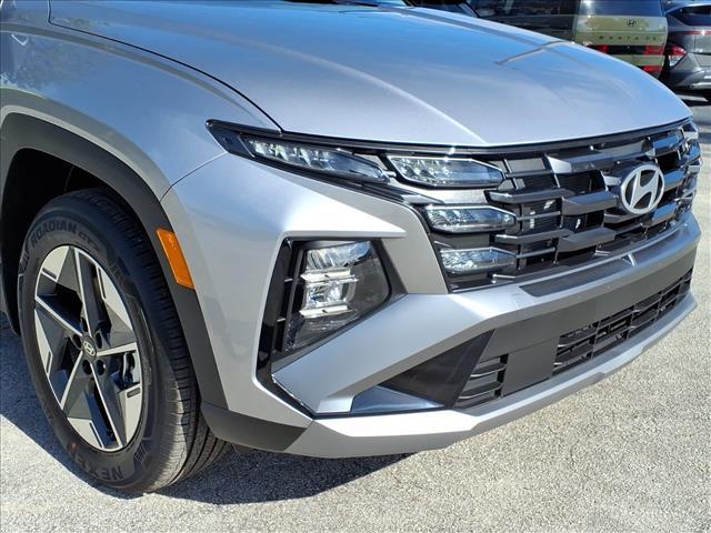 new 2026 Hyundai TUCSON Hybrid car, priced at $35,472