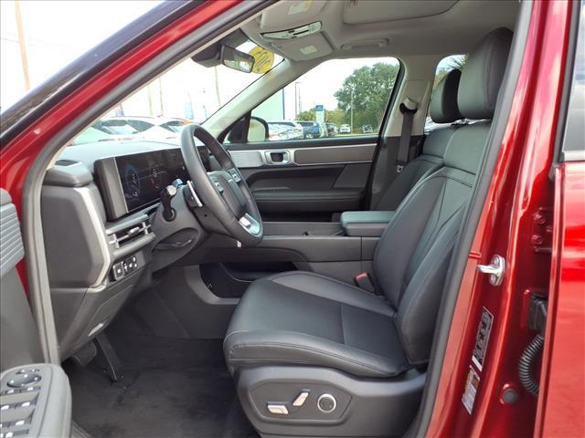 used 2025 Hyundai Santa Fe car, priced at $38,516