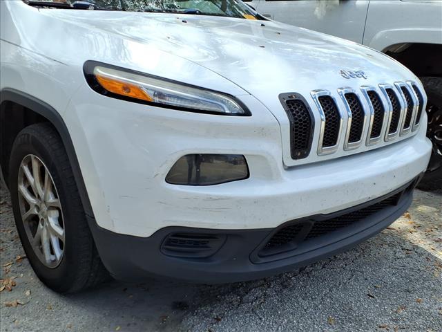 used 2016 Jeep Cherokee car, priced at $5,957