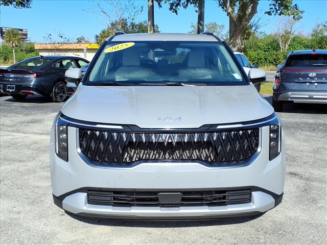 used 2025 Kia Carnival car, priced at $35,961